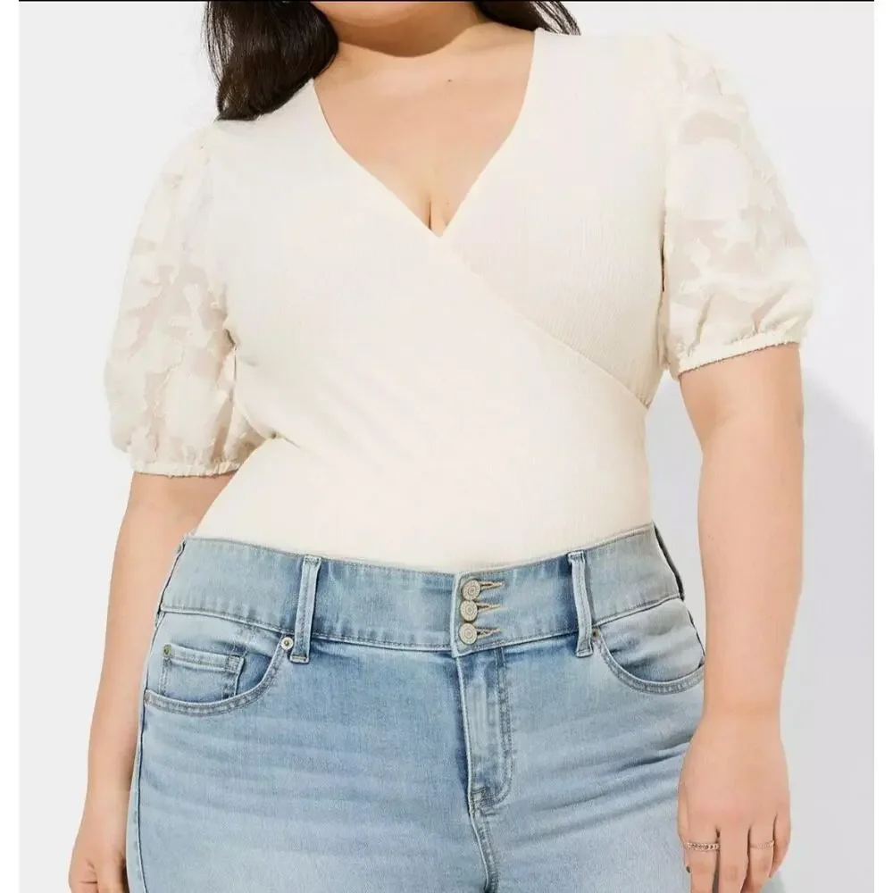 Torrid Ribbed V-Neck Surplice Top Pristine Size 2 (2X 18–20) Soft Stretch - Picture 2 of 9